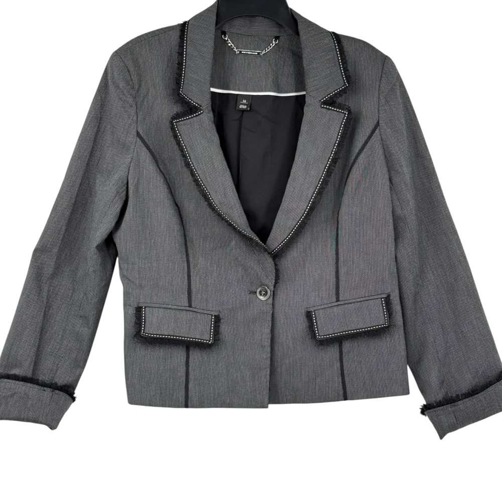 White House Black Market Size 14 Cropped Blazer